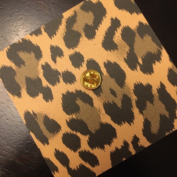 Kate Spade Pin ♠️ - Picture 3 of 3